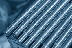 обработка концов винтов шарико-винтовой пары